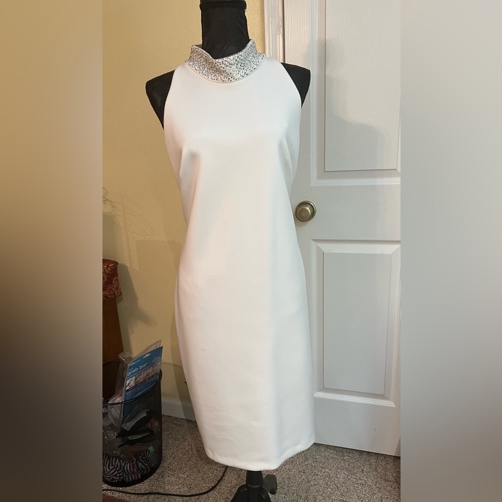 Calvin Klein Elegant White Midi Dress